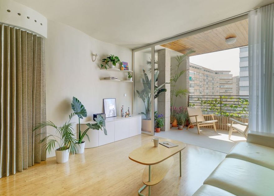 Refurbished 40m2 apartment by artistic curves - Interior Design Ideas